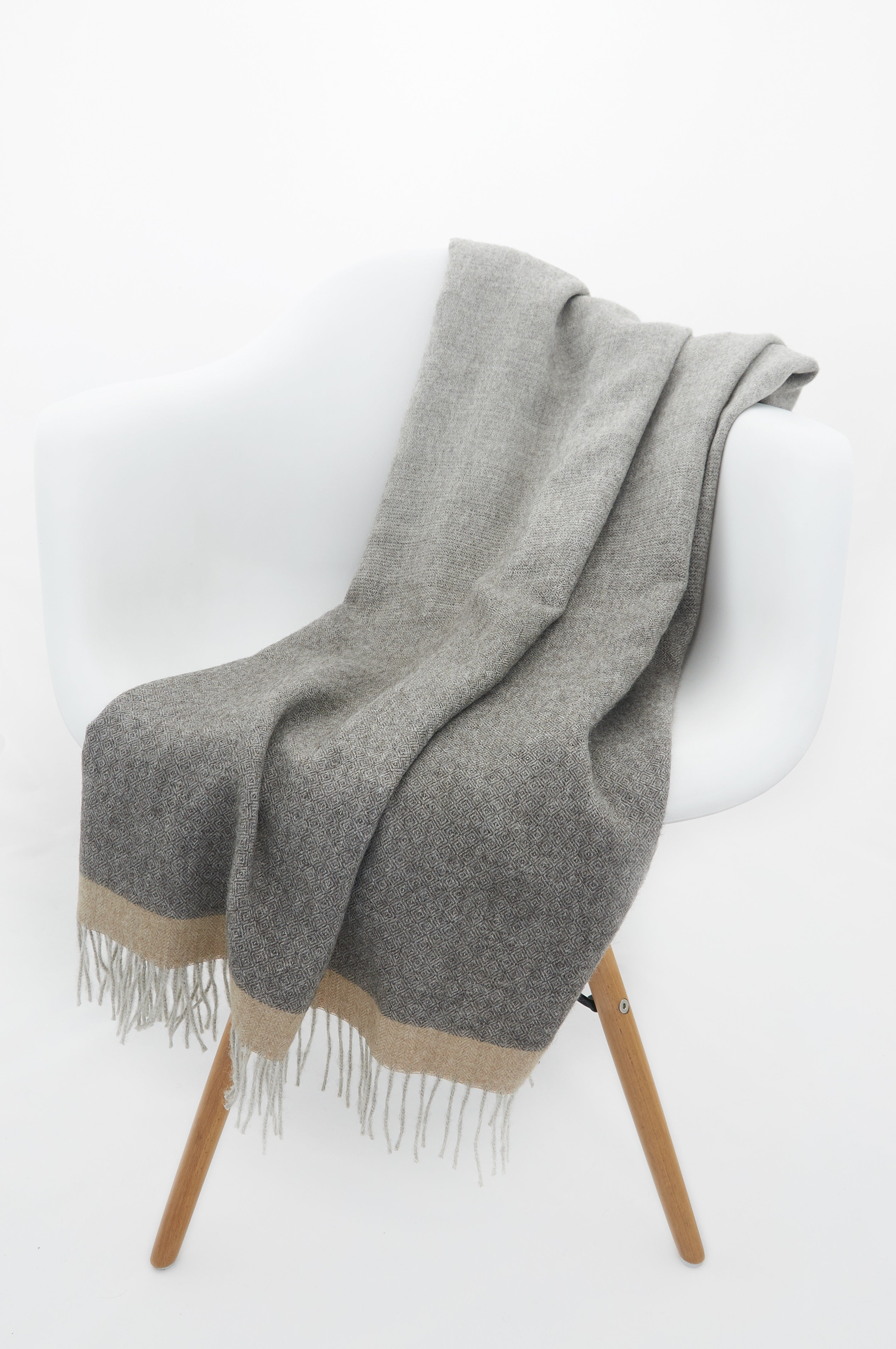 Alpaca Blanket - Ombre (Grey)
