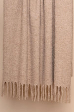 Load image into Gallery viewer, Boucle Brushed Throw

